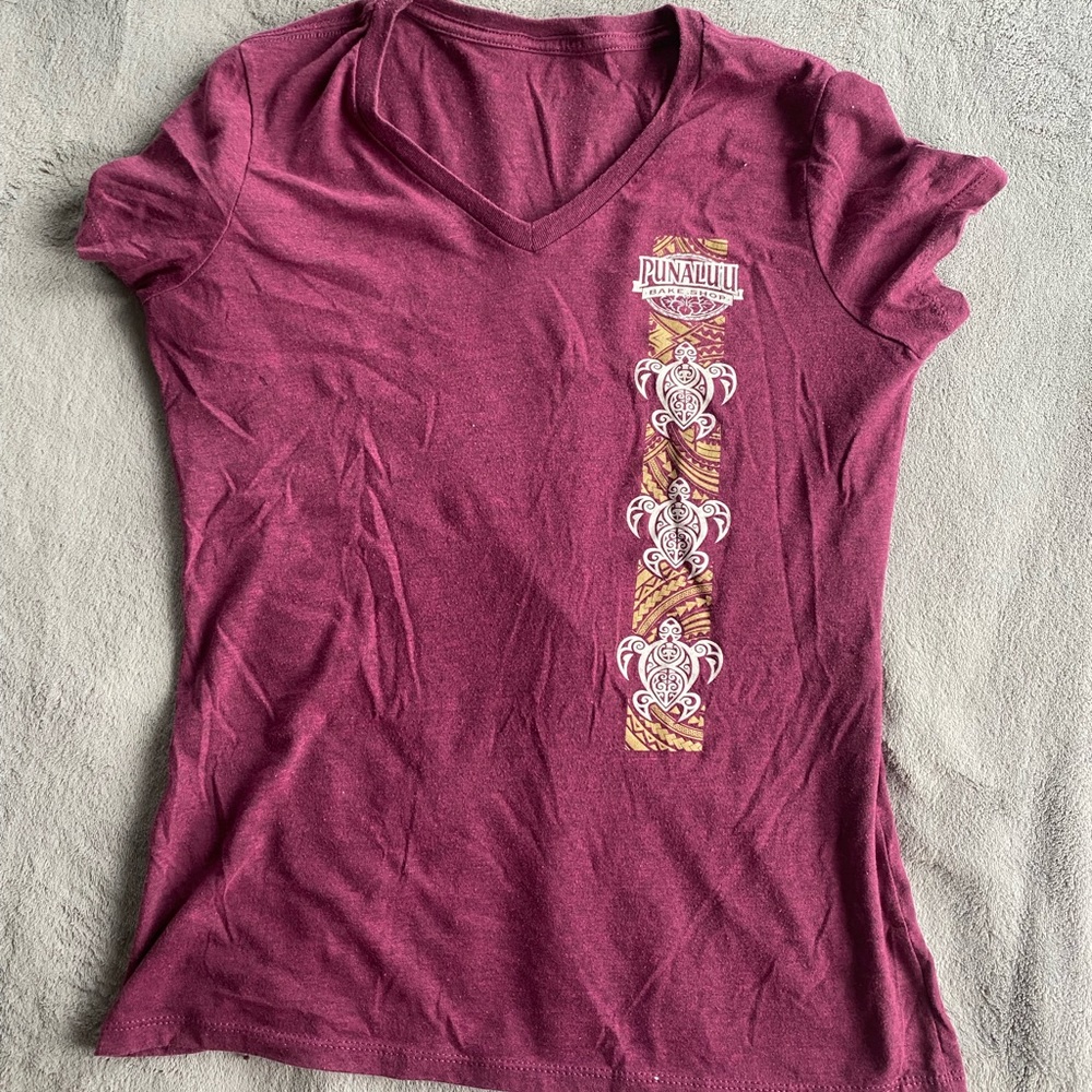 Punaluu bakeshop shirt